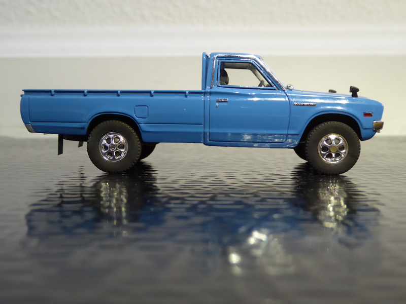 Illustration for article titled Forty 3rd: Samurai Sunday with a Blue Datsun